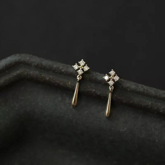 🌟Star diamond earrings gold plated on sterling silver studs - Picture 5 of 6